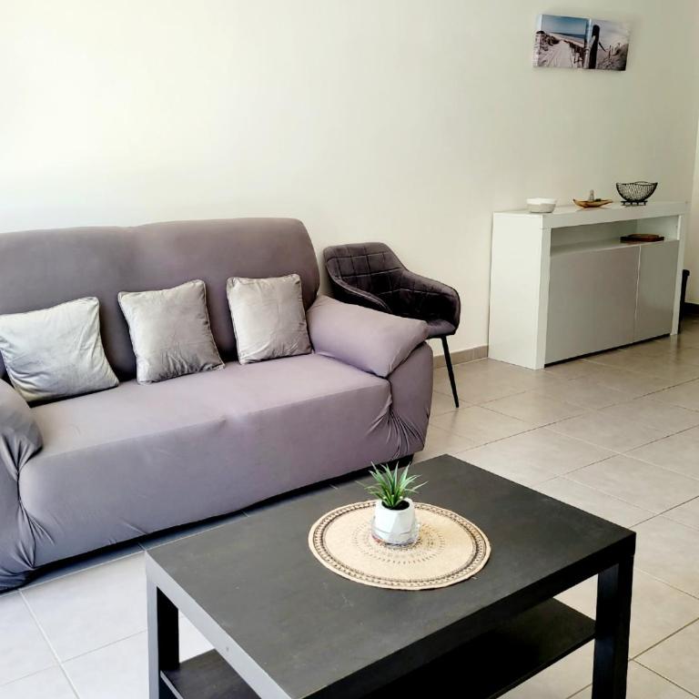 Canet-en-Roussillon: T3 moderne, RDC, 4 pers, piscine, garage, proche mer - FR-1-794-156 - Appartement - 4