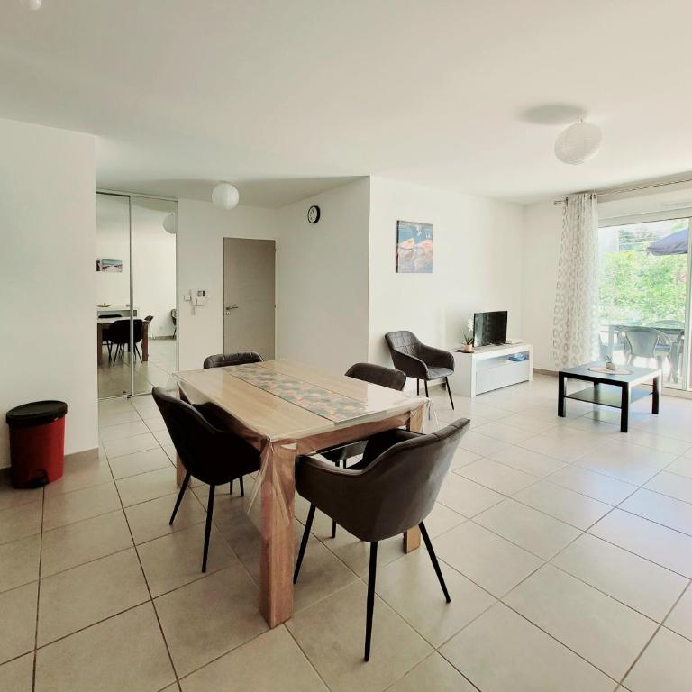 Canet-en-Roussillon: T3 moderne, RDC, 4 pers, piscine, garage, proche mer - FR-1-794-156 - Appartement - 8