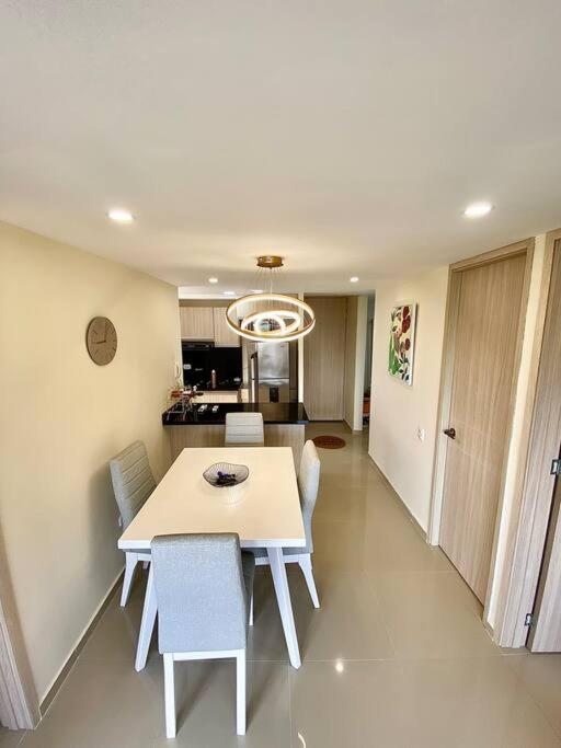 Apartamento amoblado en el norte - Apartamento de 2 dormitorios - 46