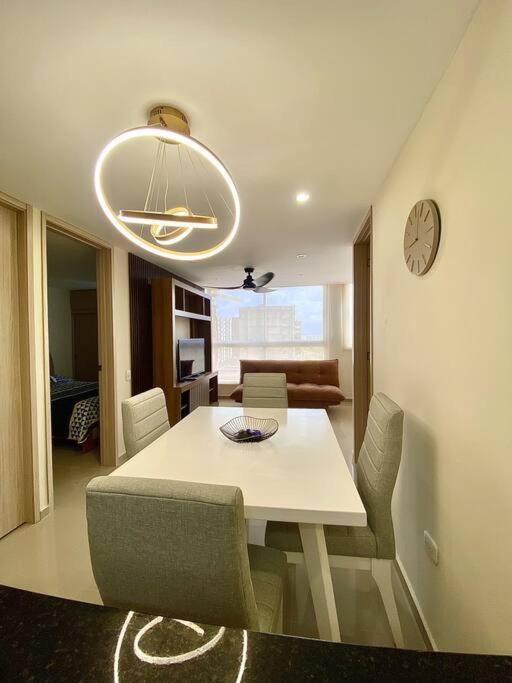Apartamento amoblado en el norte - Apartamento de 2 dormitorios - 30