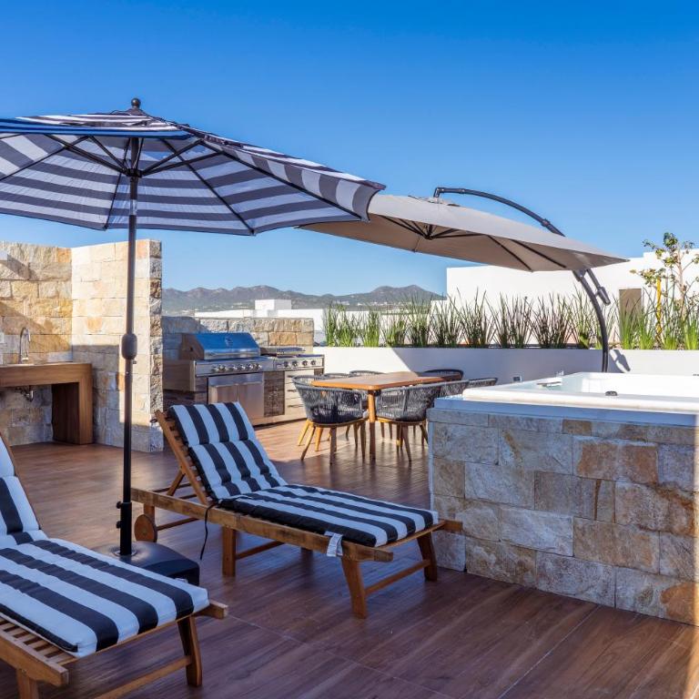 Apartment with Private Rooftop in Medano - Apartamento - 35