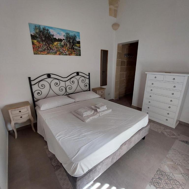 Giura - Chambre Double avec Salle de Bains Privative - 1