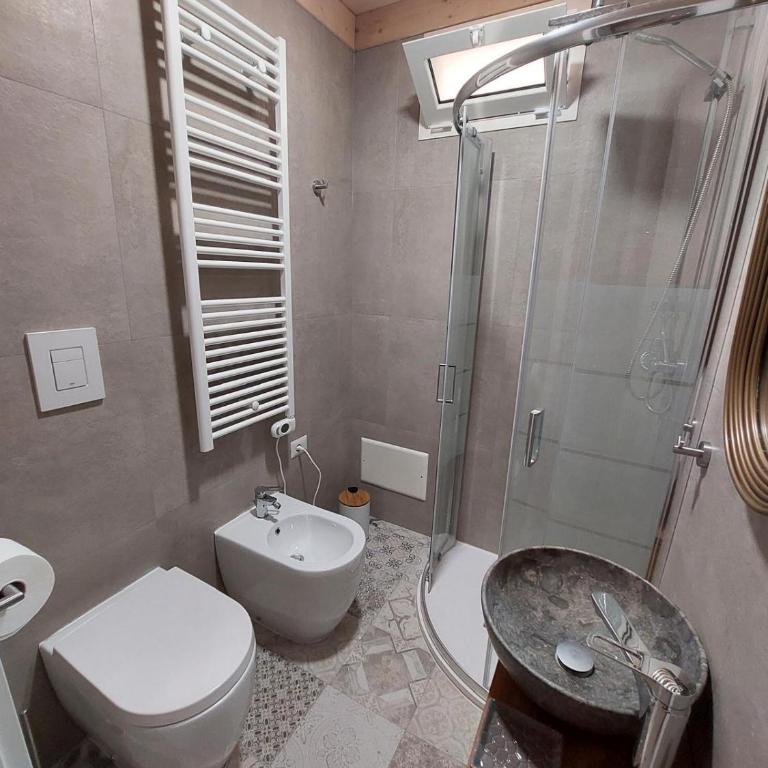 Giura - Chambre Double avec Salle de Bains Privative - 12