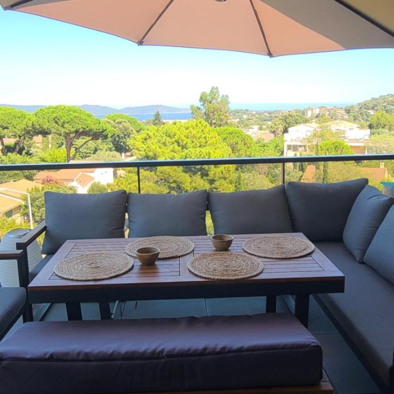Appartement climatisé T3 vue mer de 63 M2 - 2 chambres et belle terrasse de 23 M2 - Appartement 2 Chambres avec Terrasse et Vue sur la Mer - 28
