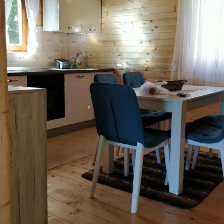 Vikendica Bianka u selu Uskoci - Two-Bedroom House - 14