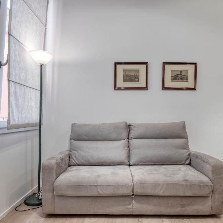 Carbonara Palace 2 - Luxury Comfort under Medieval Towers - Two-Bedroom Apartment - 10