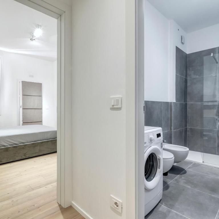 Carbonara Palace 2 - Luxury Comfort under Medieval Towers - Two-Bedroom Apartment - 19