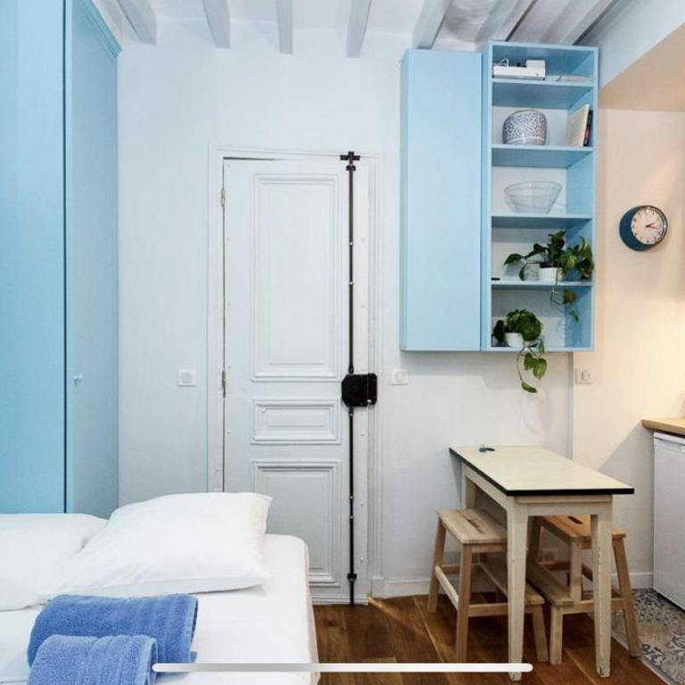 Le Marais - Steps from Place des Vosges Aldaro - One-Bedroom Apartment - 2