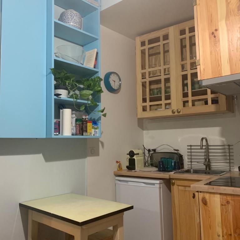 Le Marais - Steps from Place des Vosges Aldaro - One-Bedroom Apartment - 7