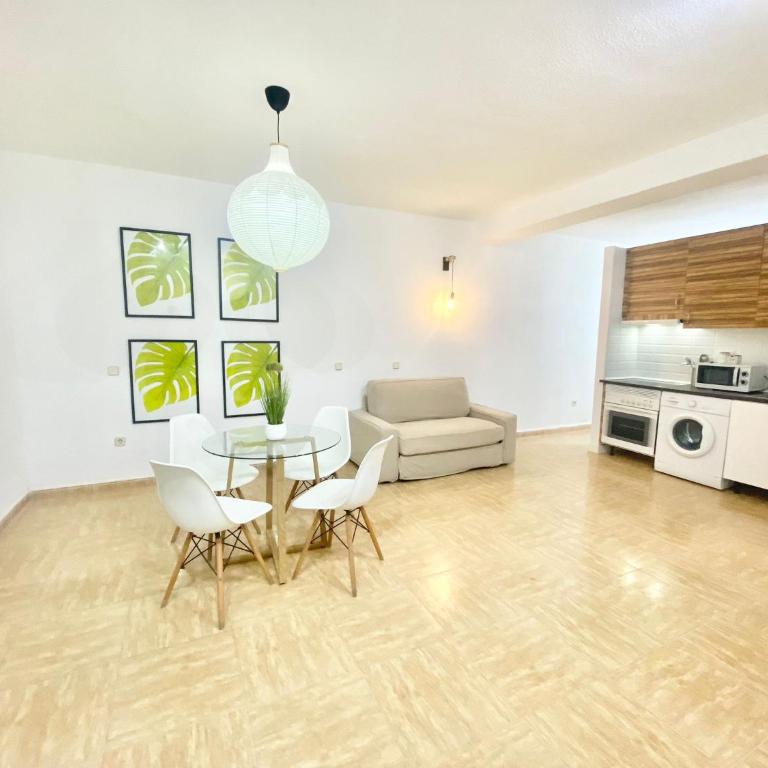 Méndez Álvaro Callejo Street - One-Bedroom Apartment - 3