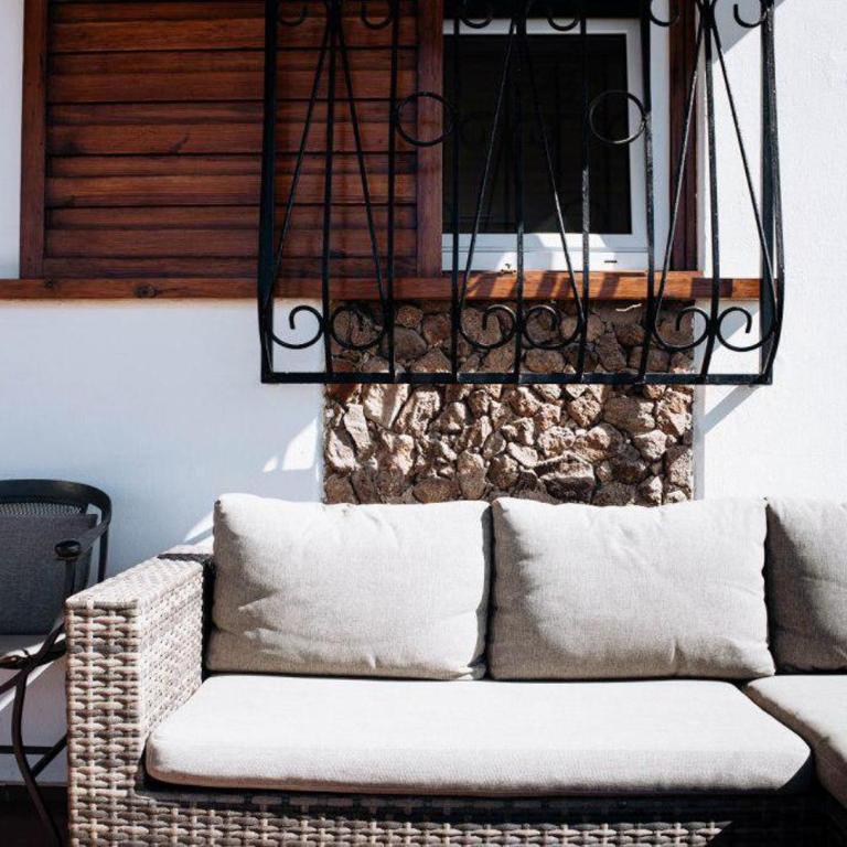 Rocas Rojas - One-Bedroom Apartment - 11