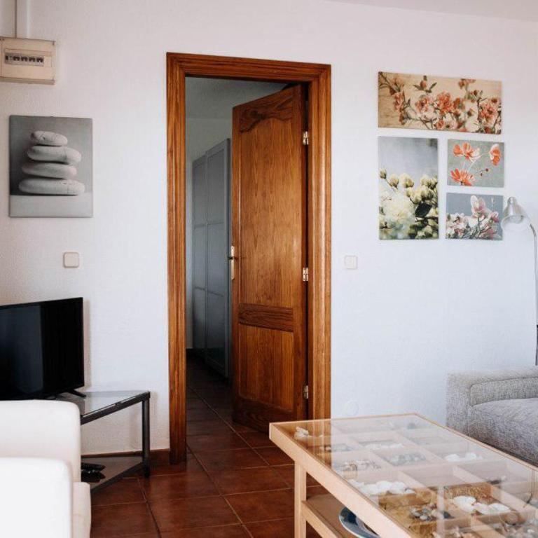 Rocas Rojas - One-Bedroom Apartment - 12