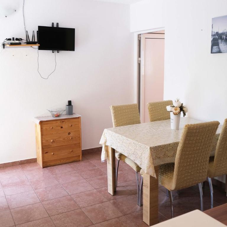 Apartmani Janosevic - Apartman sa Terasom - 7