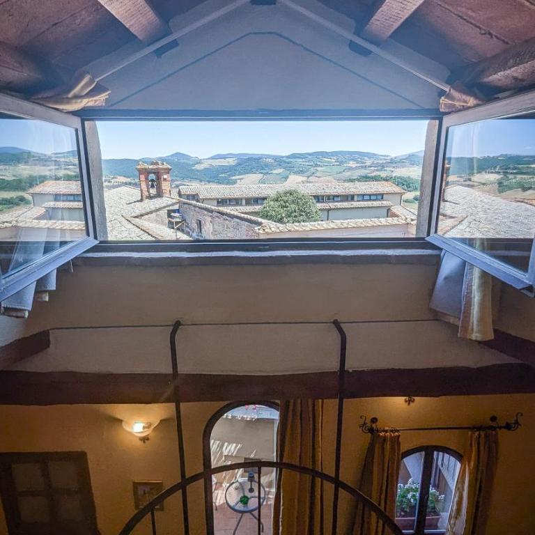 Pienzalettings "Suites" - Camera Matrimoniale Deluxe con Balcone - 19