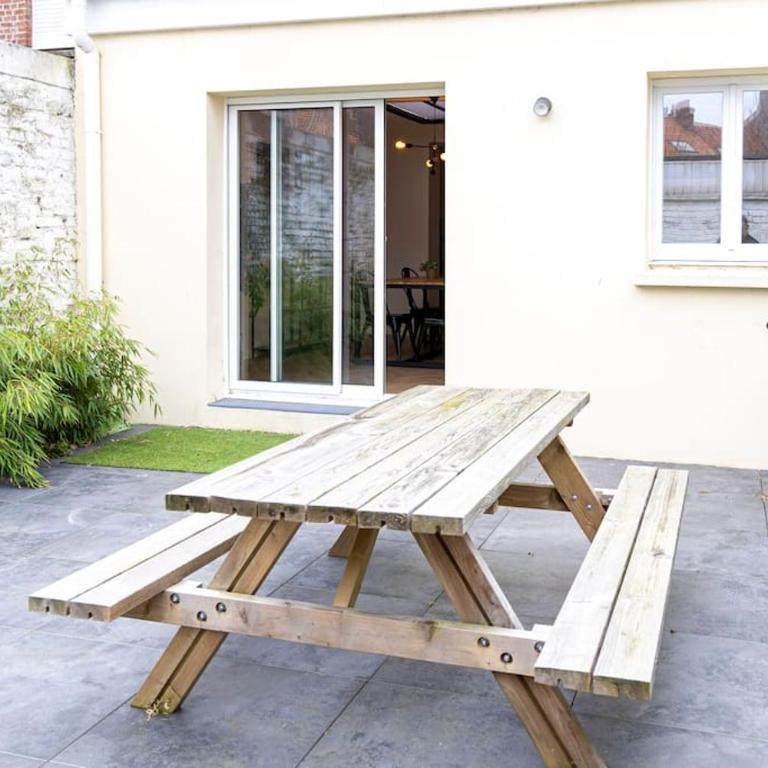Grand appartement de charme-Calais Nord-Cour-Plage - Two-Bedroom Apartment - 11