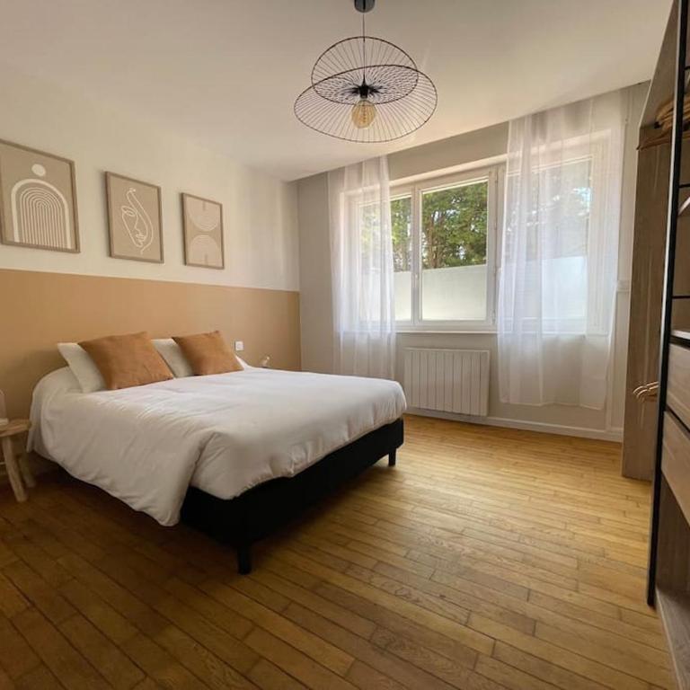 Grand appartement de charme-Calais Nord-Cour-Plage - Two-Bedroom Apartment - 28