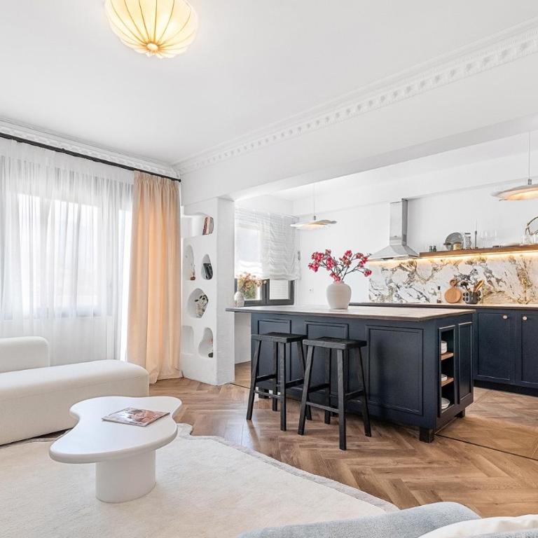Ikigai Tivat Parisian Apartment - Apartment with Sea View - 2