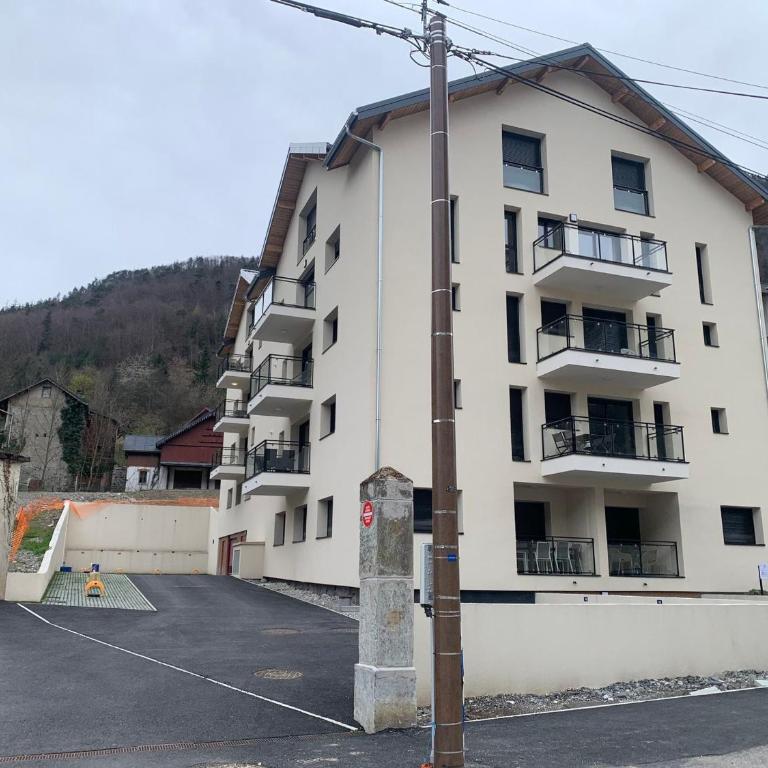 Appartement moderne à Brides-les-Bains, 4 pers, parking couvert inclus - FR-1-512-279 - Appartement - 15