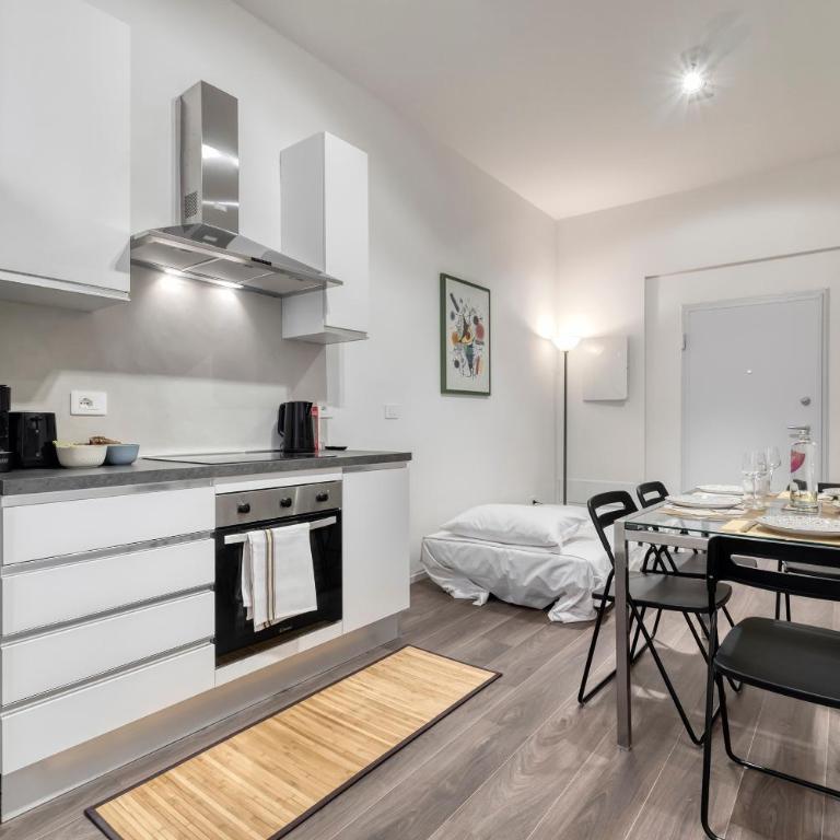 Carbonara Palace 3 - Luxury Comfort under Medieval Towers - Appartamento con 2 Camere da Letto - 13