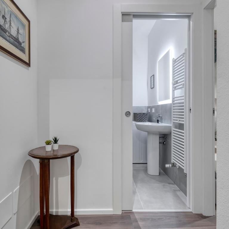 Carbonara Palace 3 - Luxury Comfort under Medieval Towers - Appartamento con 2 Camere da Letto - 22
