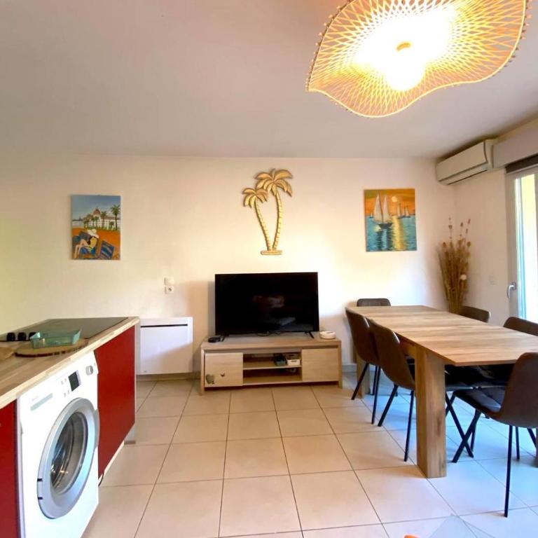 Le Familial, Piscine Plage et Garage - Apartment mit 2 Schlafzimmern - 5
