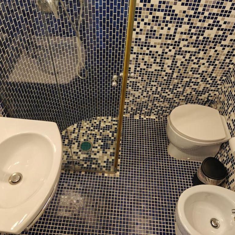 Quarto Piano - intero alloggio a Roma - Appartamento con 2 Camere da Letto - 28