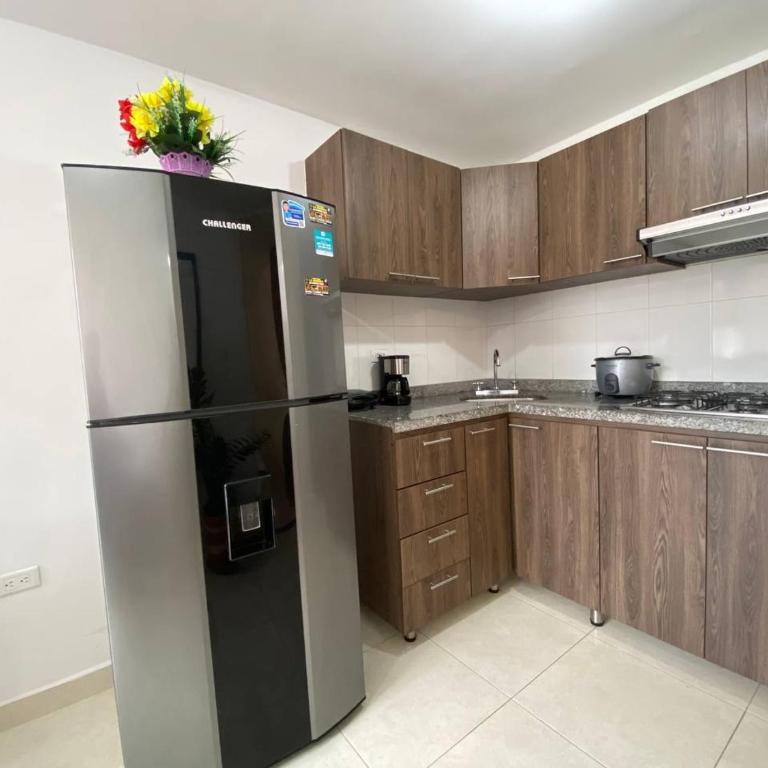 APARTAMENTO EN SAN GIL Con parqueadero - Apartamento de 3 dormitorios - 6