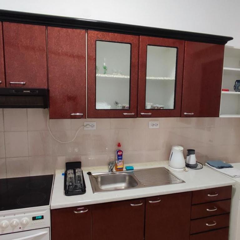 Central Lake Apartment - One-Bedroom Apartment - 13