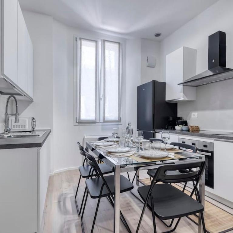 Carbonara Palace 5 - Luxury Comfort under Medieval Towers - Appartamento con 2 Camere da Letto - 27