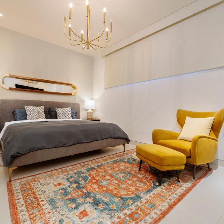 Luxury condo with pool, jacuzzi, and private terrace - Apartamento de 2 dormitorios - 19