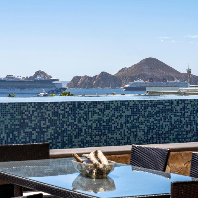 Luxury condo with pool, jacuzzi, and private terrace - Apartamento de 2 dormitorios - 12