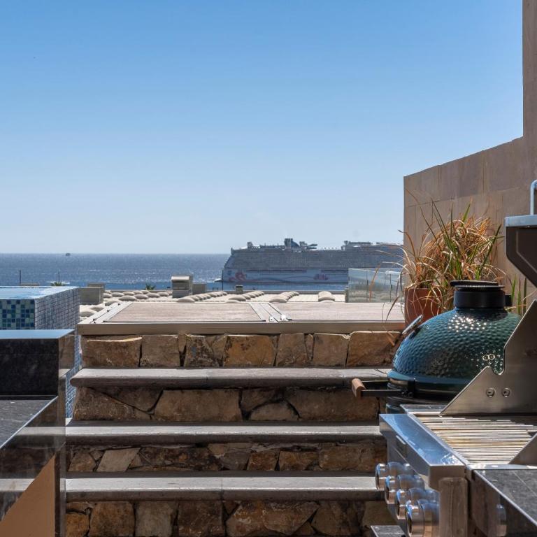 Luxury condo with pool, jacuzzi, and private terrace - Apartamento de 2 dormitorios - 8