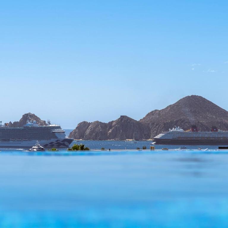 Luxury condo with pool, jacuzzi, and private terrace - Apartamento de 2 dormitorios - 14