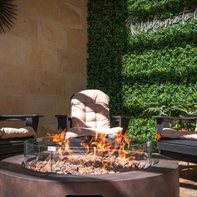 Luxury condo with pool, jacuzzi, and private terrace - Apartamento de 2 dormitorios - 28