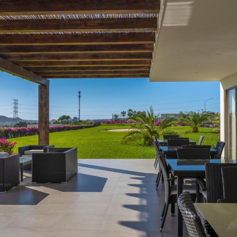 Luxury condo with pool, jacuzzi, and private terrace - Apartamento de 2 dormitorios - 45