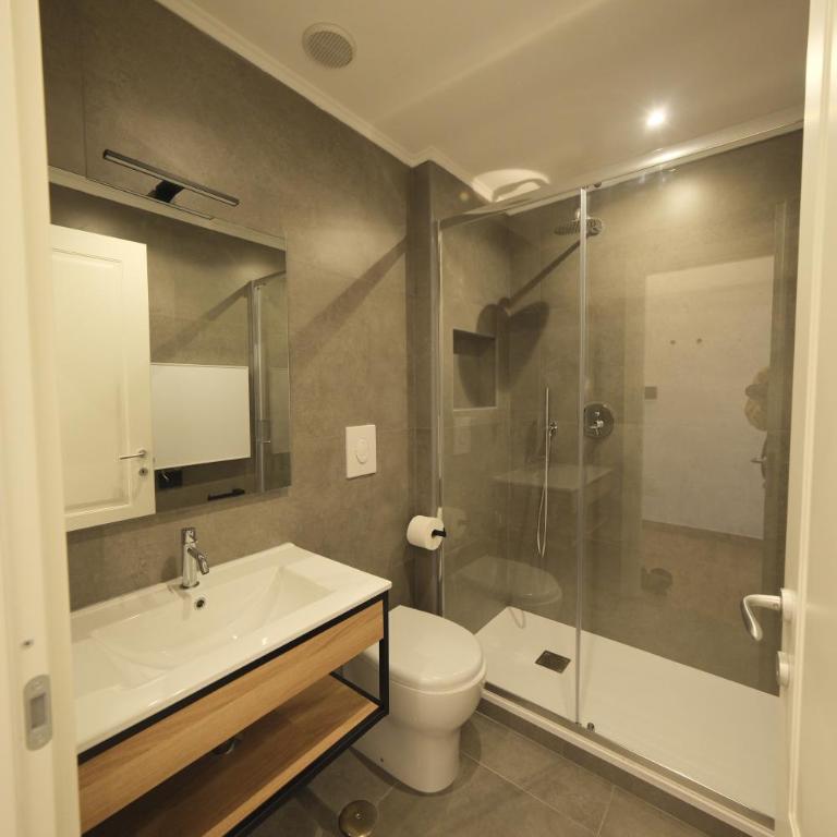 My Maison Italy GuestHouse - Camera Tripla con Bagno Privato - 9