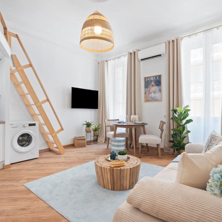 Nice Renting - 5bFRANCE - Luxurious Apartment Place Massena Promenade des Anglais - Appartement 1 Chambre - 2