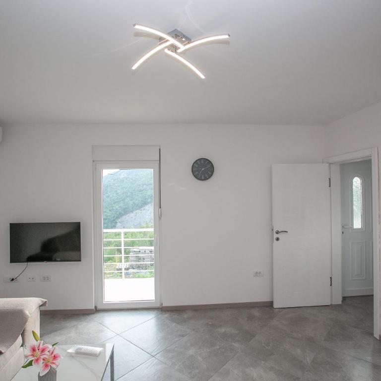 Vila Varagic - One-Bedroom Apartment with Balcony and Sea View - 8