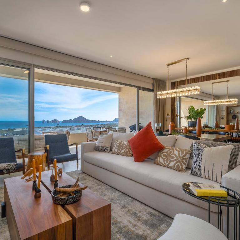 Luxury Condo with Ocean View, Balcony, and Pool - Apartamento de 2 dormitorios - 1