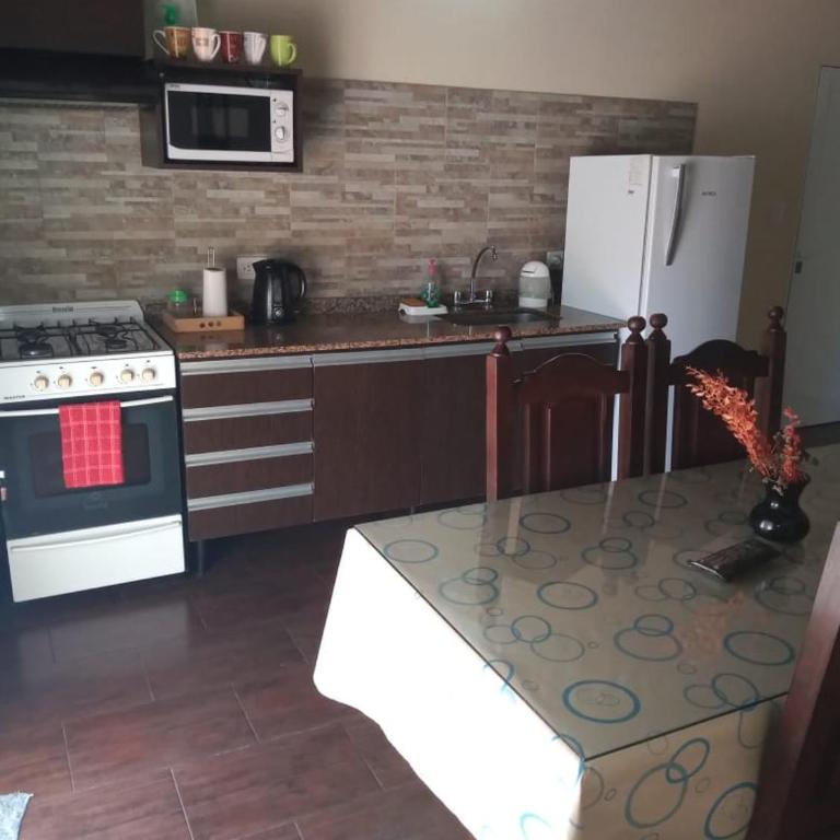 Stella & Miguel - Two-Bedroom Apartment - 20