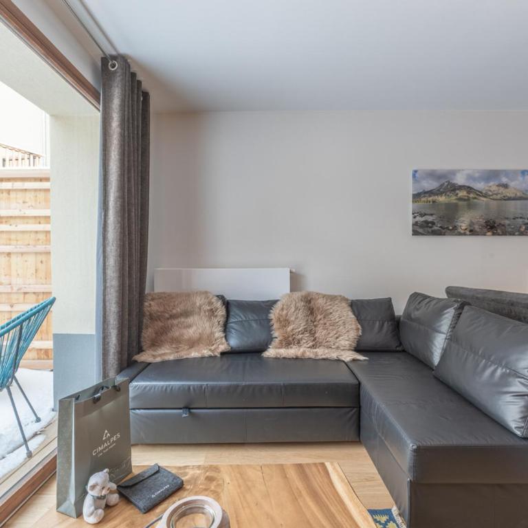 Appartement élégant à Huez avec balcon et parking - FR-1-645-60 - Appartement - 4