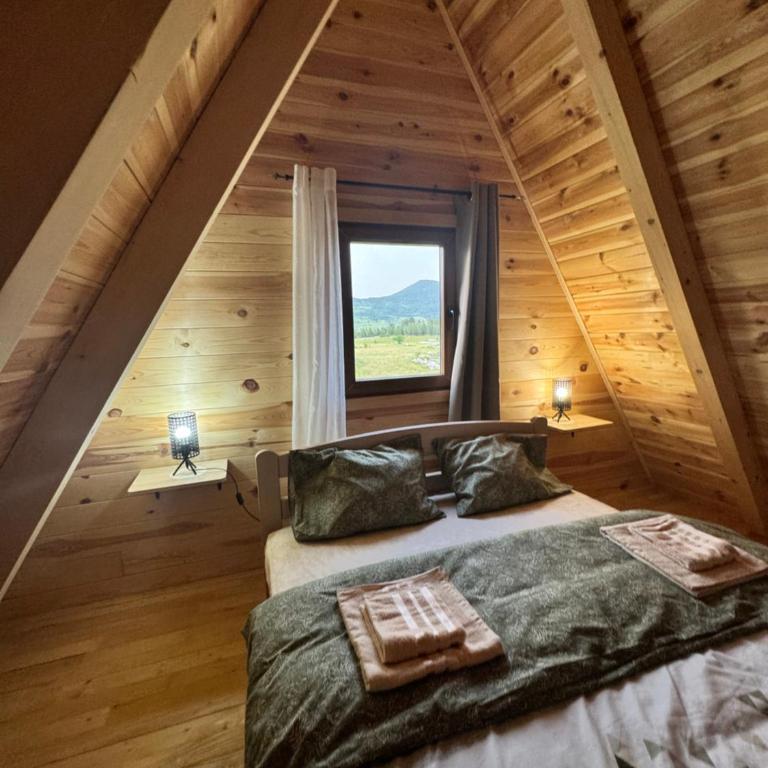 4Seasons Mountain Home 1 - Two-Bedroom House - 10