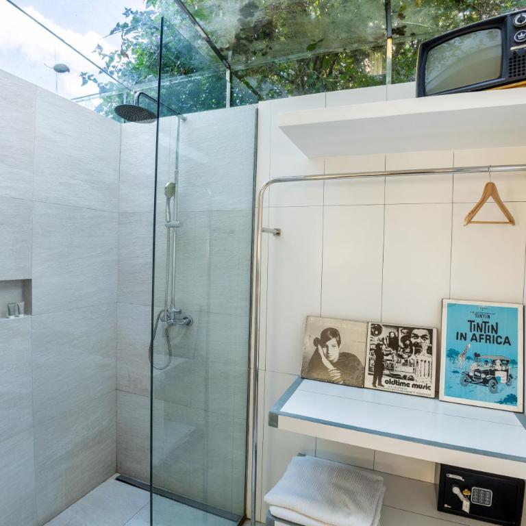 Cosmopolitano Hotel Boutique - Habitación Doble con vistas a la piscina - 2 camas - 4