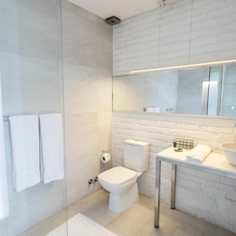 Cosmopolitano Hotel Boutique - Habitación Doble Deluxe con balcón - 4