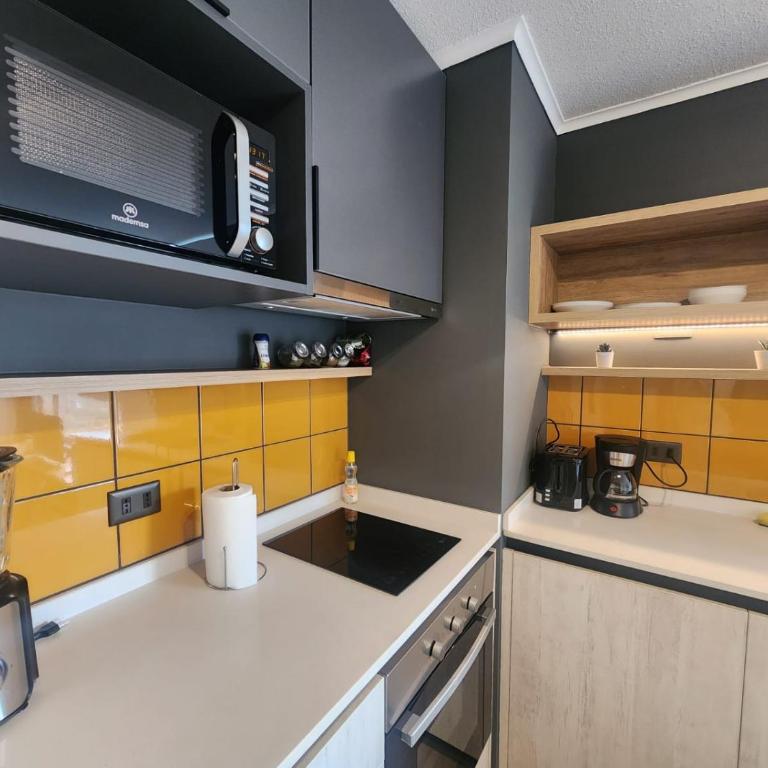 HOM I Acogedor y Luminoso Depto Studio en Nunoa - Estudio - 15
