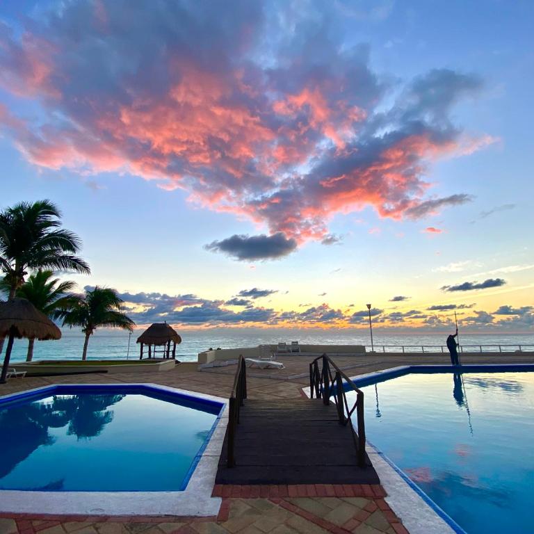 Stunning Beachfront apartments with connecting options Brisas Shores - Apartamento - 32