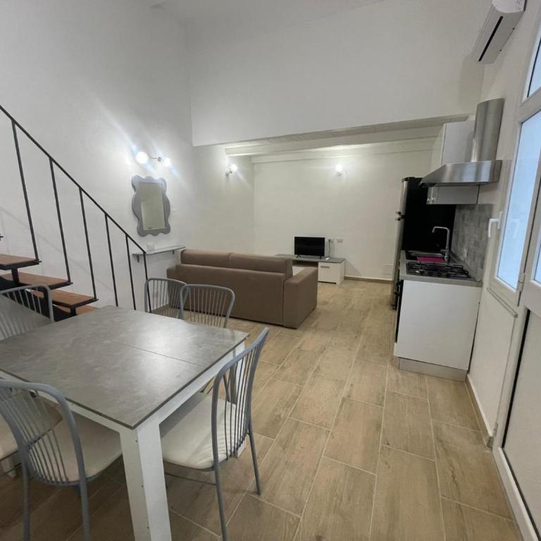 Alloggio delle Carrozze al Ballarò - Two-Bedroom Apartment - 2