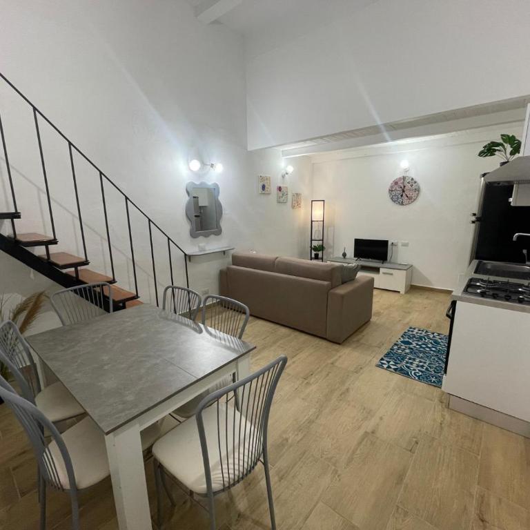 Alloggio delle Carrozze al Ballarò - Two-Bedroom Apartment - 16