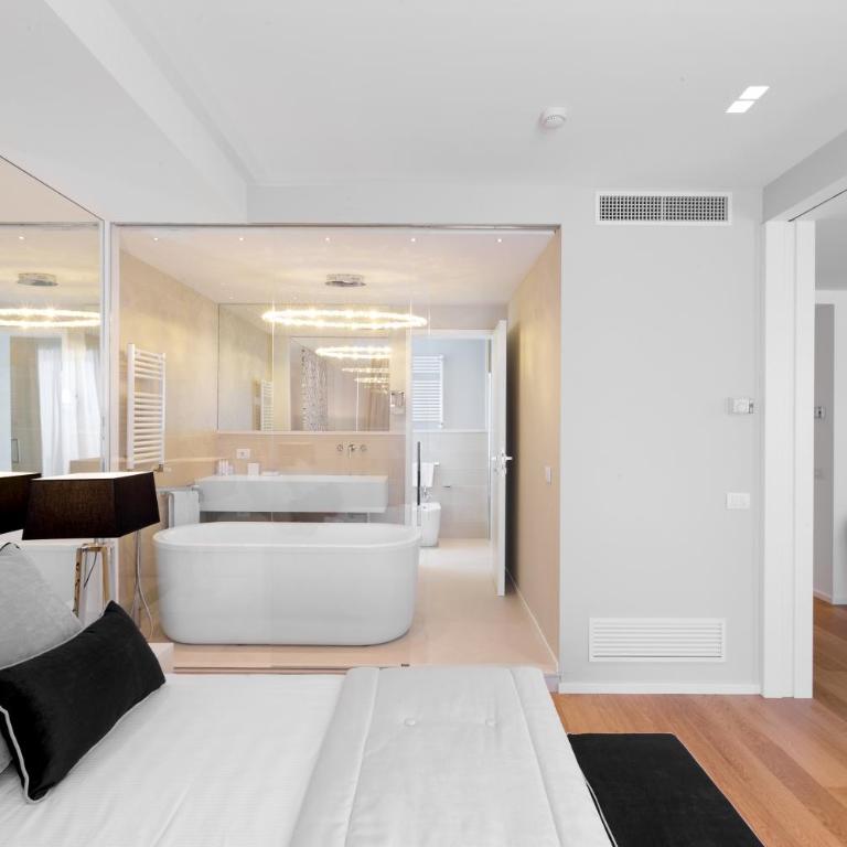 Hotel Lungomare - Suite with Front Sea View - 1