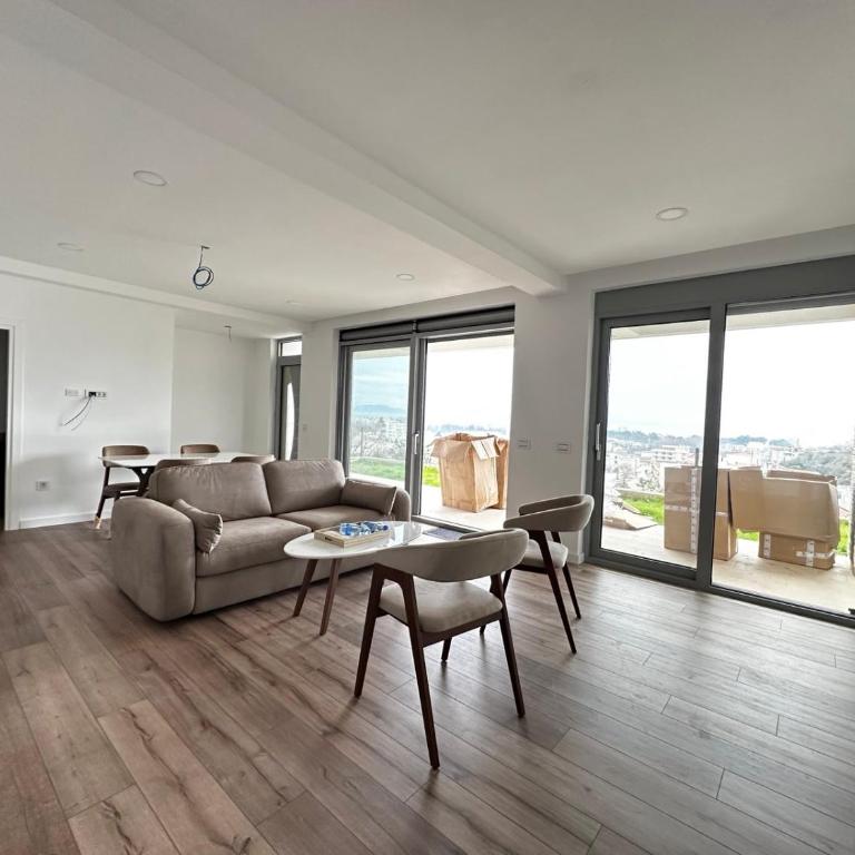 Apartments Hollaj - Deluks Porodični Apartman Tipa "Suite" - 1